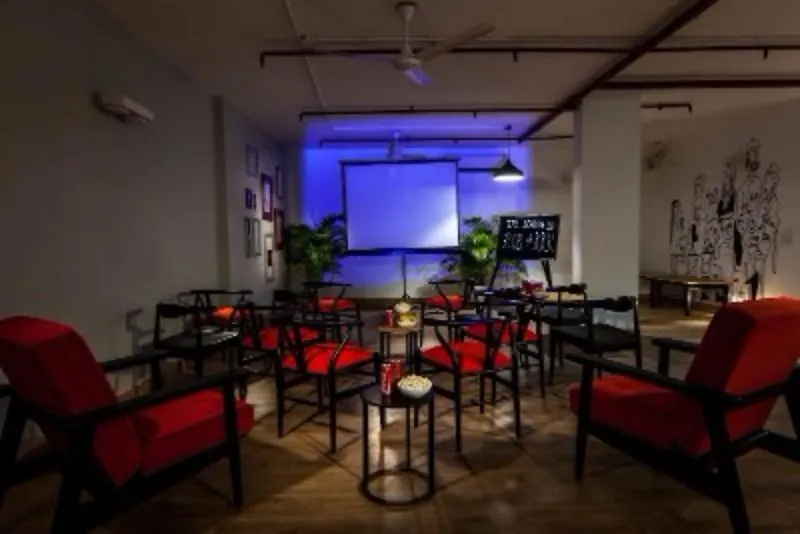 ** Hotel Oyo Townhouse 002 Green Park Delhi  India