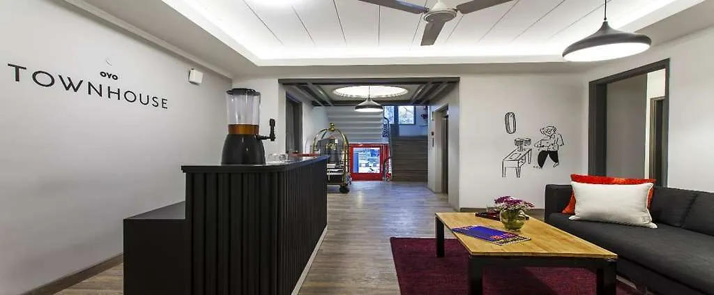 Hotel Oyo Townhouse 002 Green Park Delhi